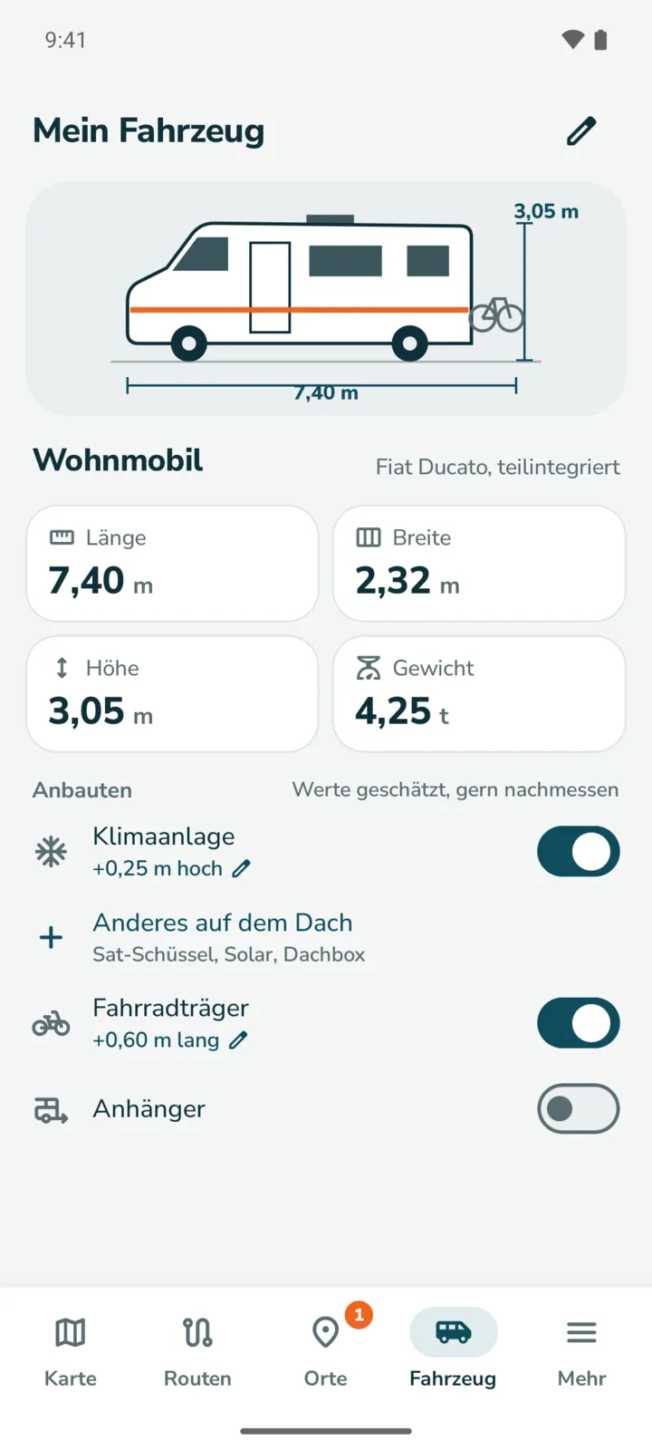 Mein Fahrzeug: Teilintegrierter, 7,40 m lang, 2,32 m breit, 3,05 m hoch, 4,25 t, mit Klimaanlage und Fahrradträger.